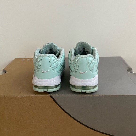 RARE Nike Air max Plus TN “MINT” Toddler Sneakers- SZ 4 C - Picture 10 of 15